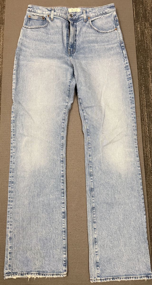 Madewell women's jeans, Relaxed Bootcut, Size 30T