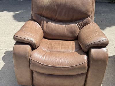 Rocking recliner