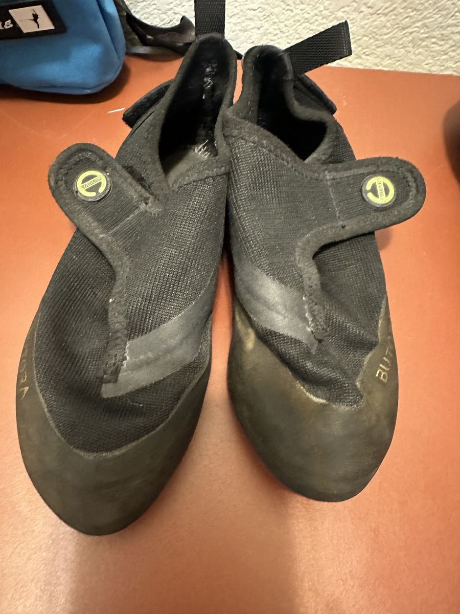 Butora Kids Climbing Shoes Size 3