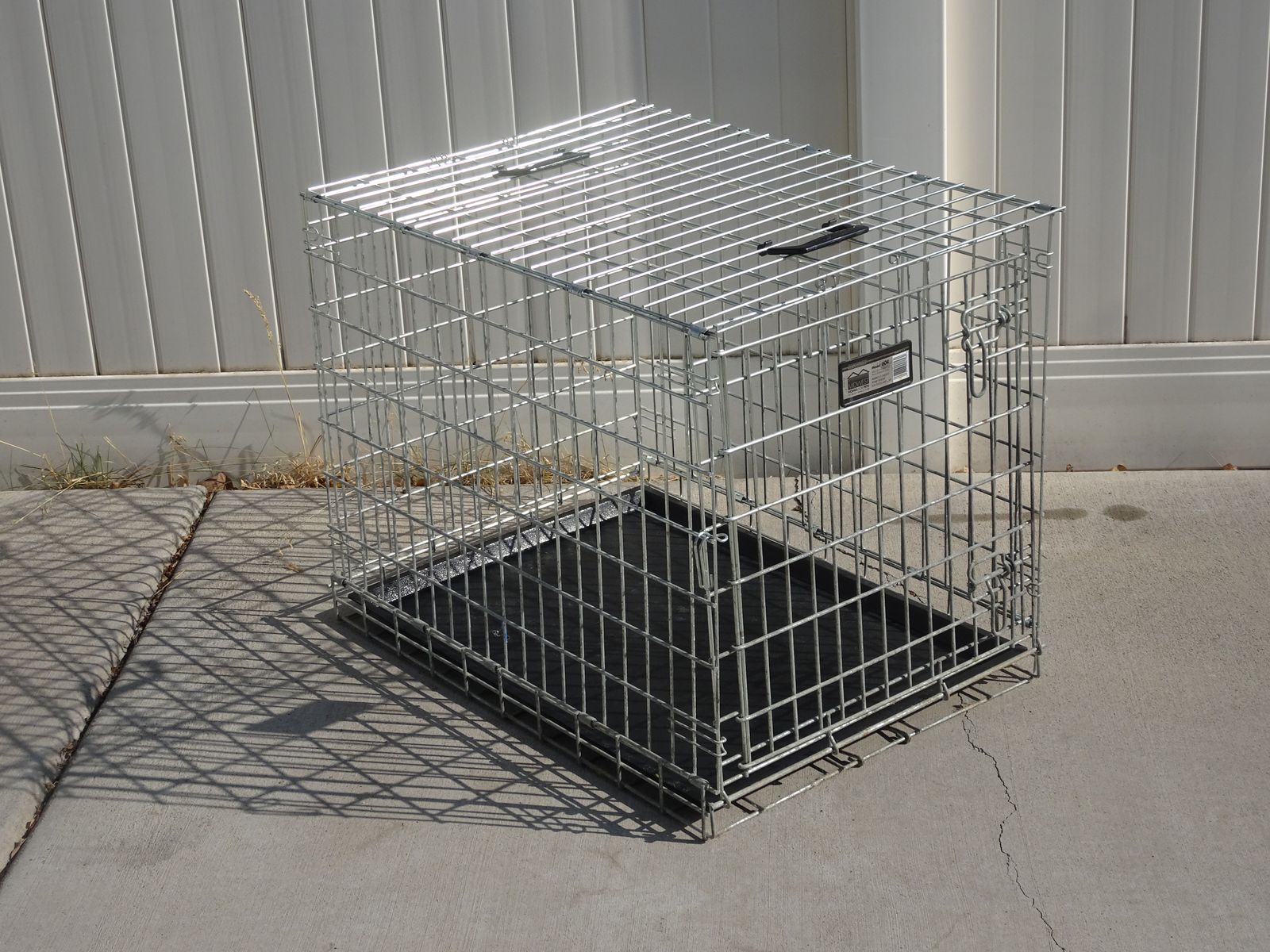 Dog Kennel - Medium sided pup-ster.