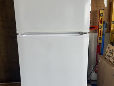 Crosley refrigerator
