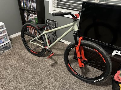 Evil faction 2 custom built dirt jumper