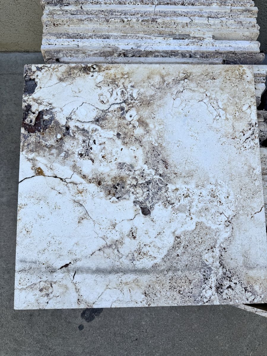 Natural Stone Travertine Tiles - Large
