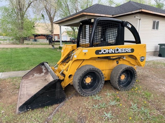 John Deere Skid Steer
