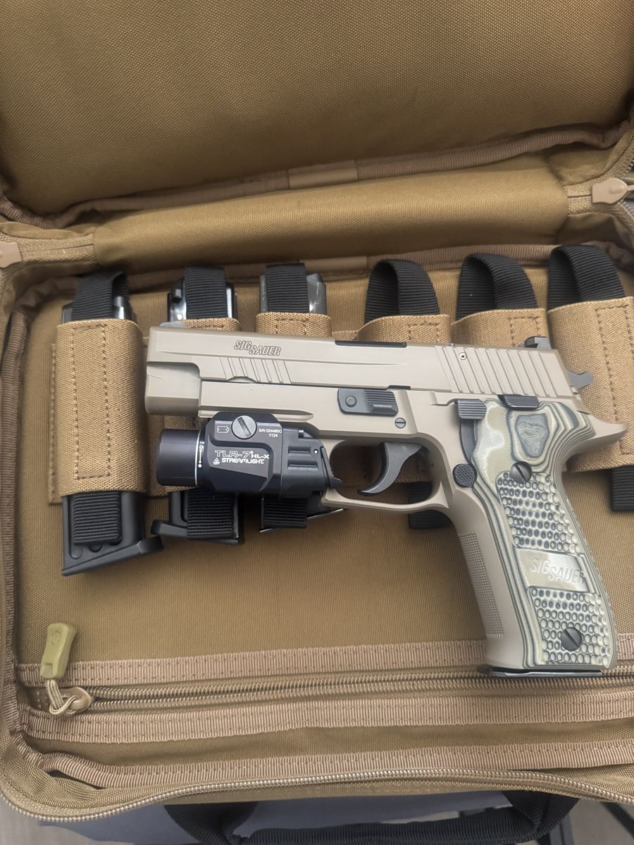 Sig P226 Scorpion