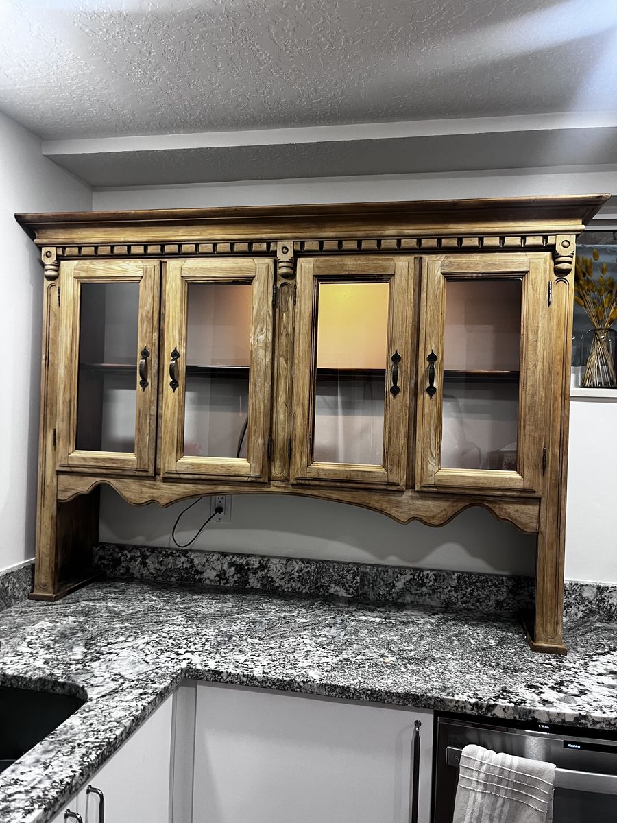 Hutch Top