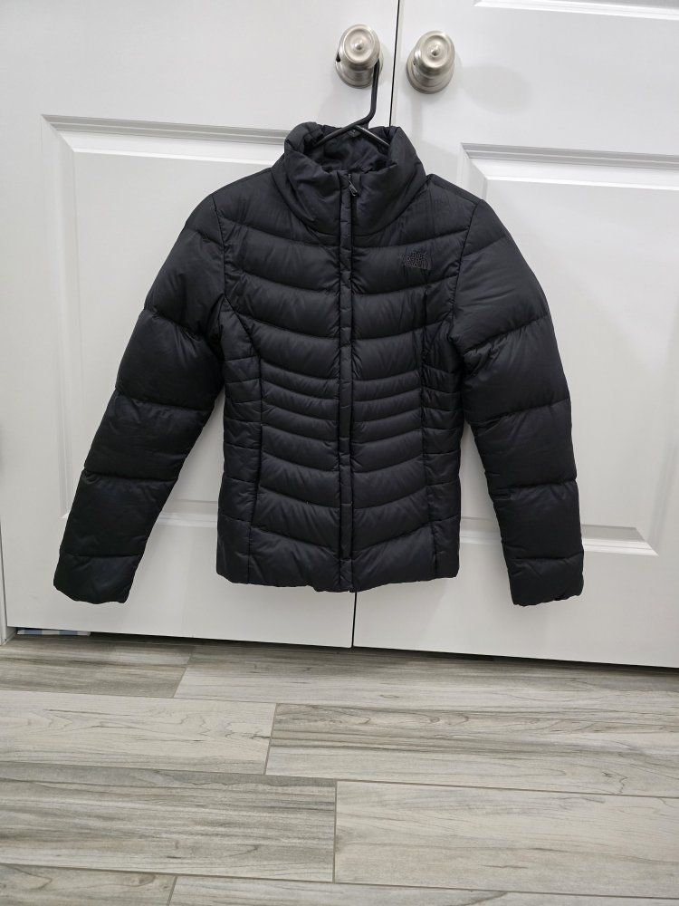 The North Face Women's Black Puffer Jacket - Size Small