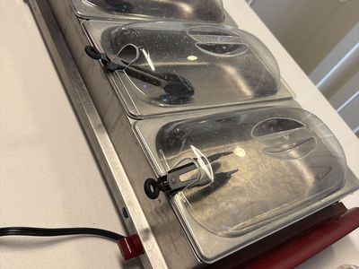 Food Warmer With tongs Ready To Impress!!