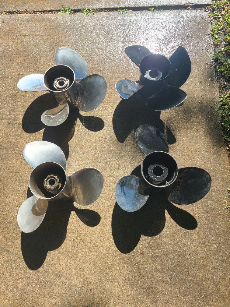 Mercury  props
