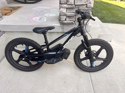 STACYC 20eDrive Electric Balance Bike - Black/Blue 20 Inch Wheels