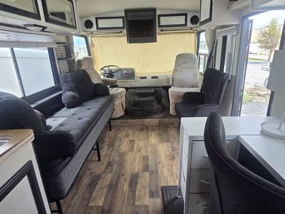 1999 Fleetwood Flair Motorhome Camping Hunter Winter Ready Runs Great, Needs Minor Fixes! $5,000.00 OBO 