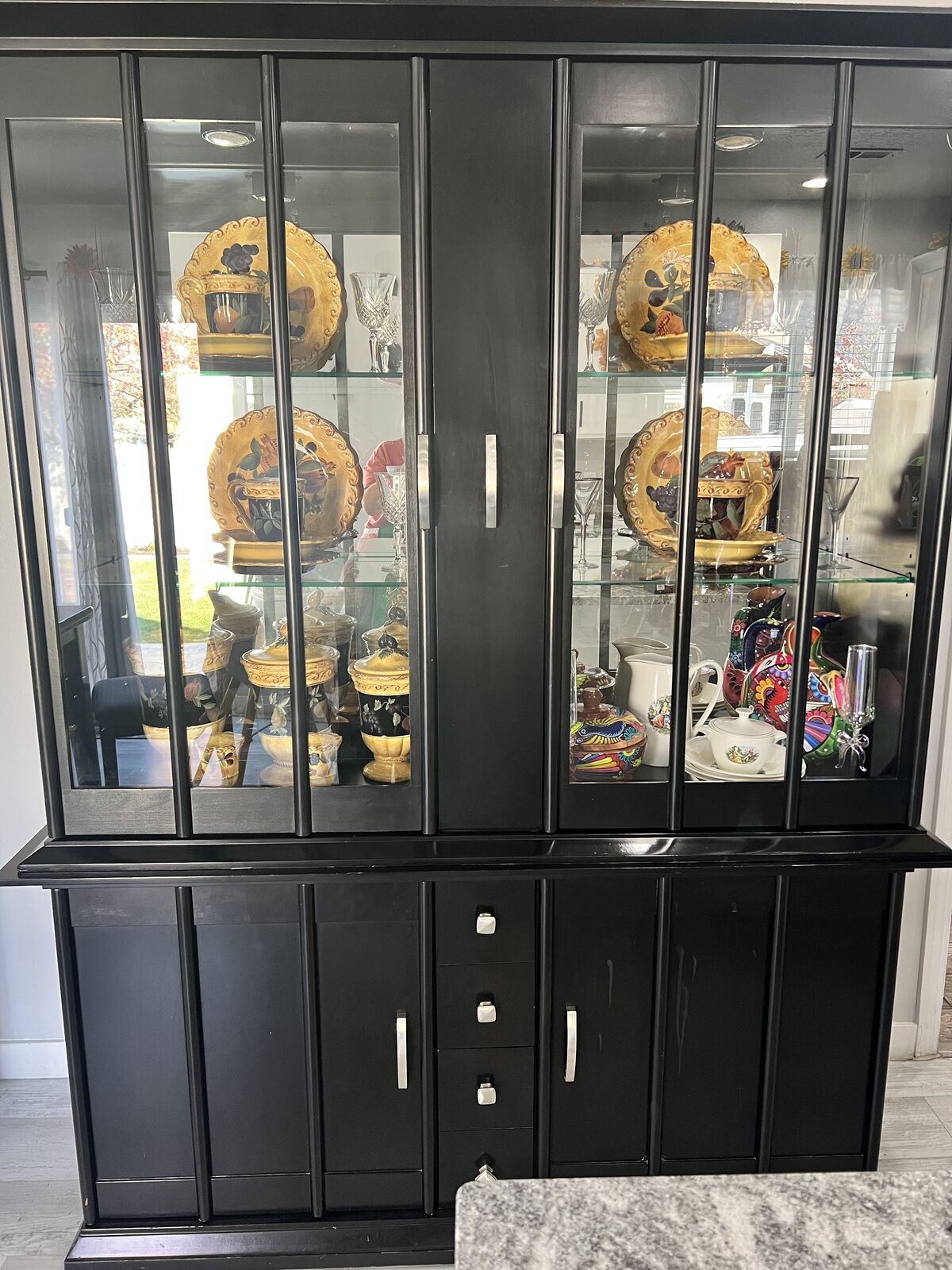 Broyhill China Cabinet