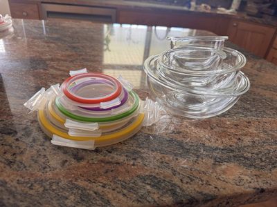Small glass bowls with lids