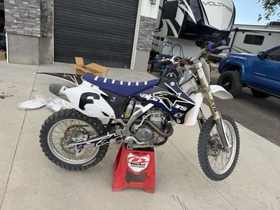 2007 Yamaha YZ450F Dirt Bike - Blue/White,Racing Graphics