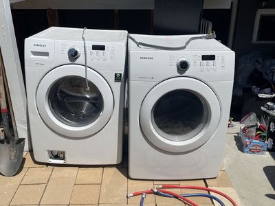 Samsung White Front Load Washer & Dryer Set - VRT Steam & Multisense - Great Condition