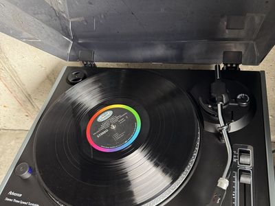 Crosley Advance turntable model CR 6009 A