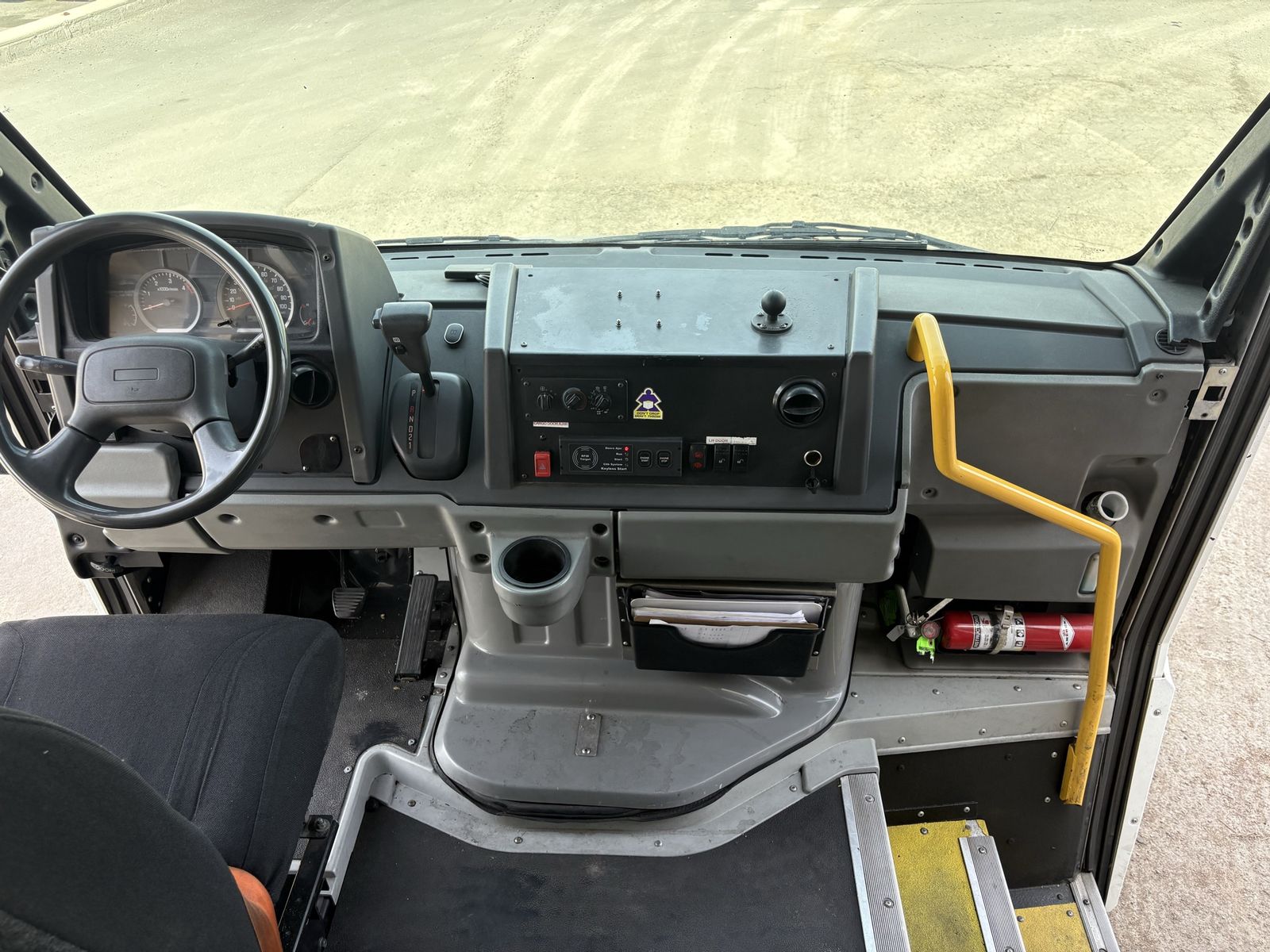 Main image 10