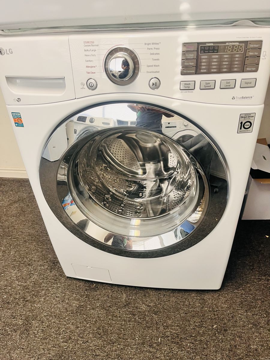 LG ultra capacity 4.5 cu ft washing machine