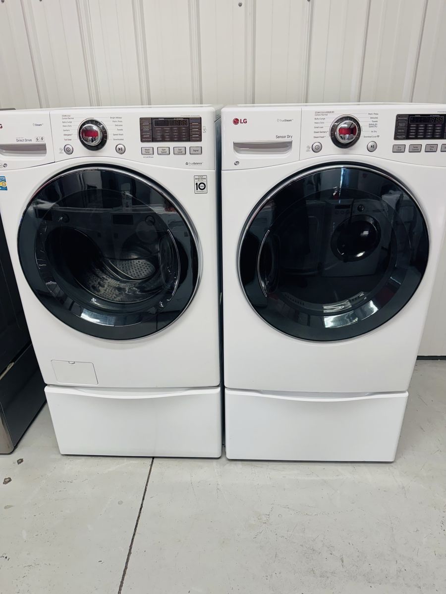 Lg Steam Electric Front Load Set With Pedestals