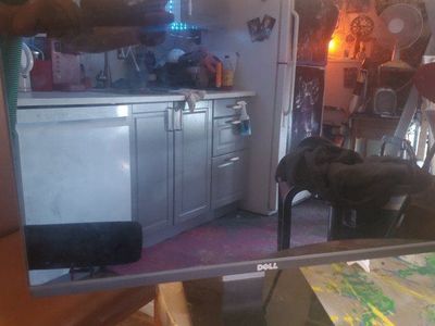Dell Monitor - Model Unknown - Black (Used, Good Condition)