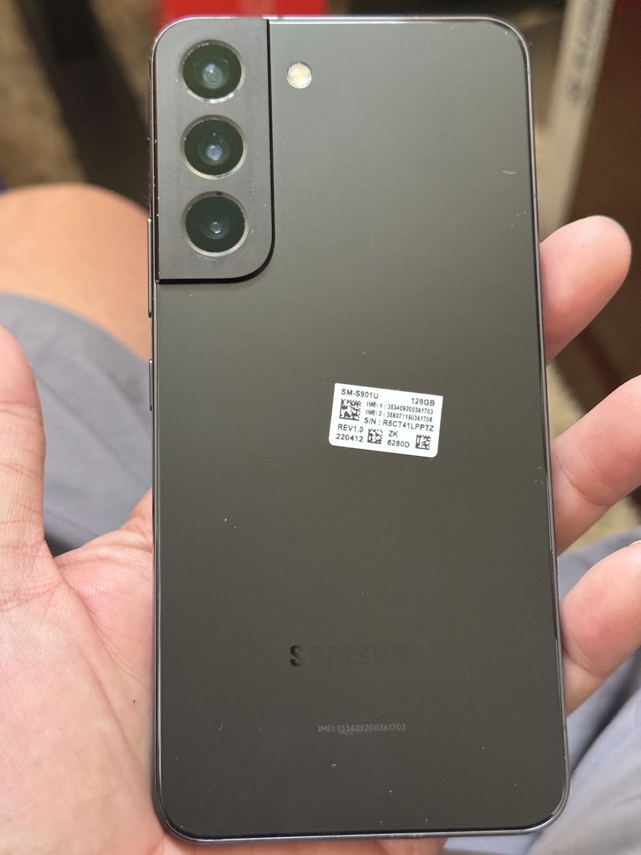 Samsung s22 .unlocked
