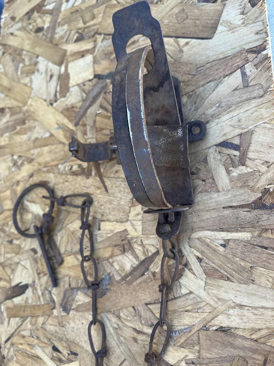 Rustic Cool Vintage Animal Trap - Great Display Item