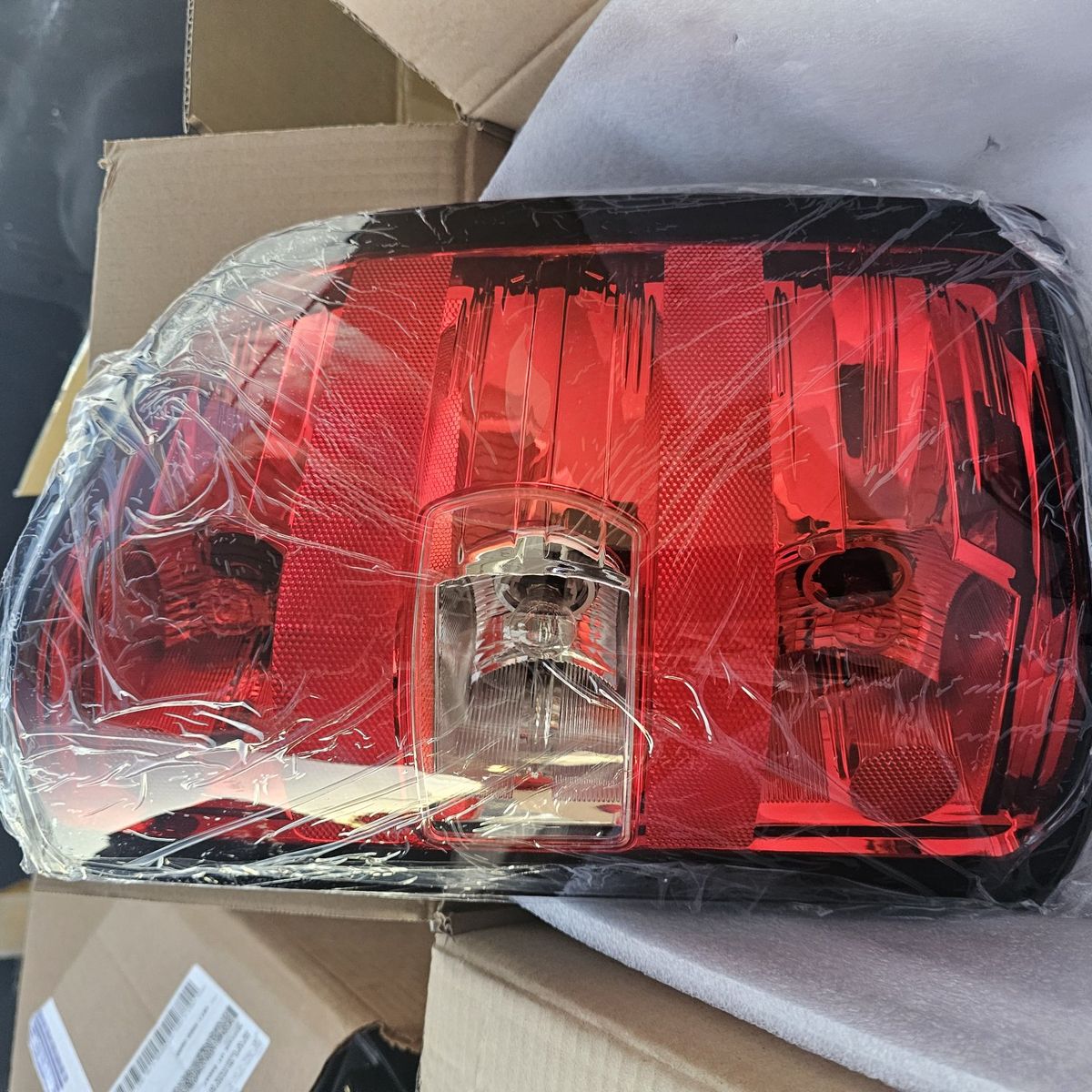 2007-2010 Chevrolet 2500 HD Tail Lights LR & RR