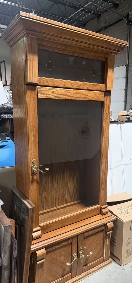 MULTI-FAMILY WAREHOUSE CLEAN-OUT SALE