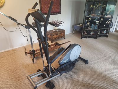 Image 9.5 Elliptical Trainer