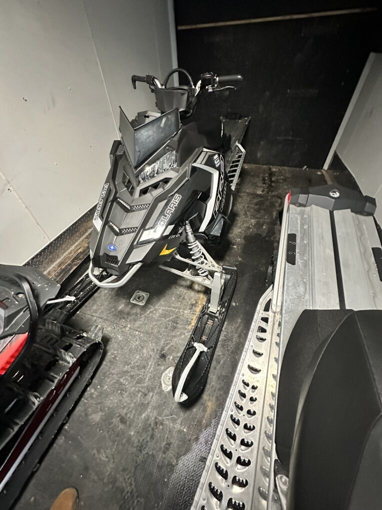 2018 Polaris Pro 800 165 Low Miles