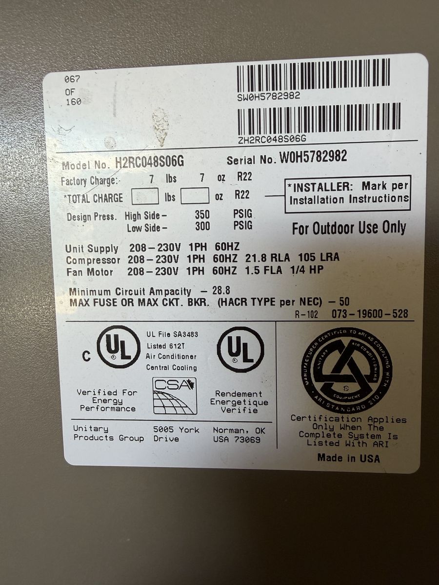 York Central Air Conditioner Unit H2RC048S06G R22 Outdoor Use