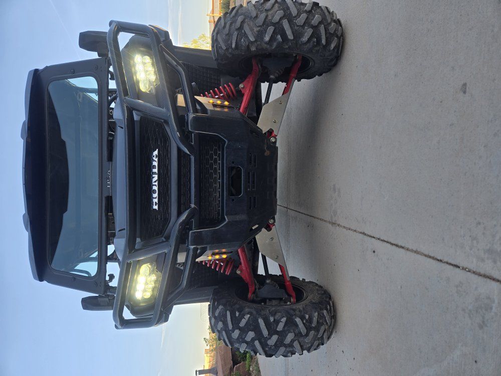 2018 atv honda sxs1000