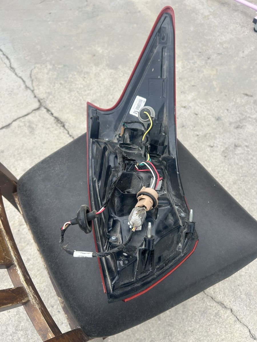 2017 rear light Nissan Altima passenger side