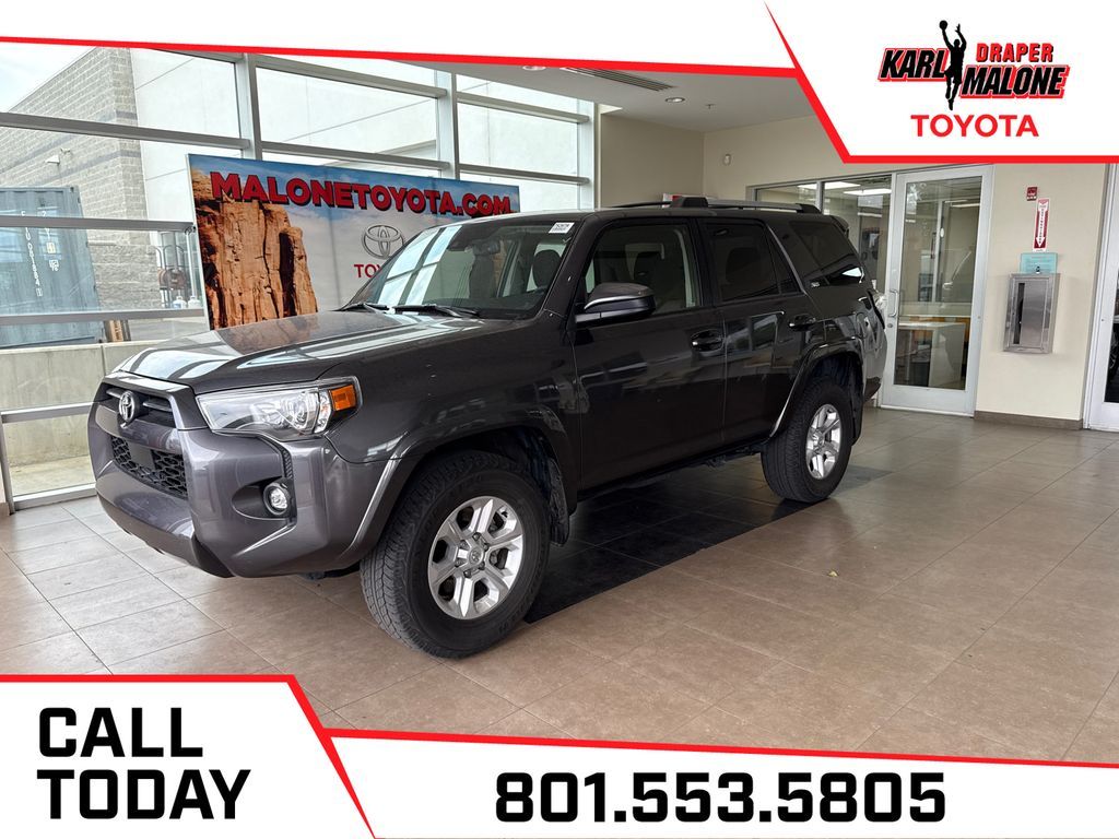 2022 Toyota 4Runner SR5