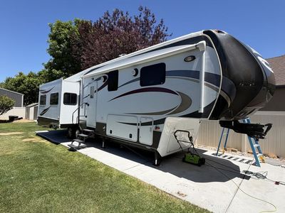 Sale Pending- 2013 40.5' Infinity 3640RL Luxury 5th Wheel by Dutchmen