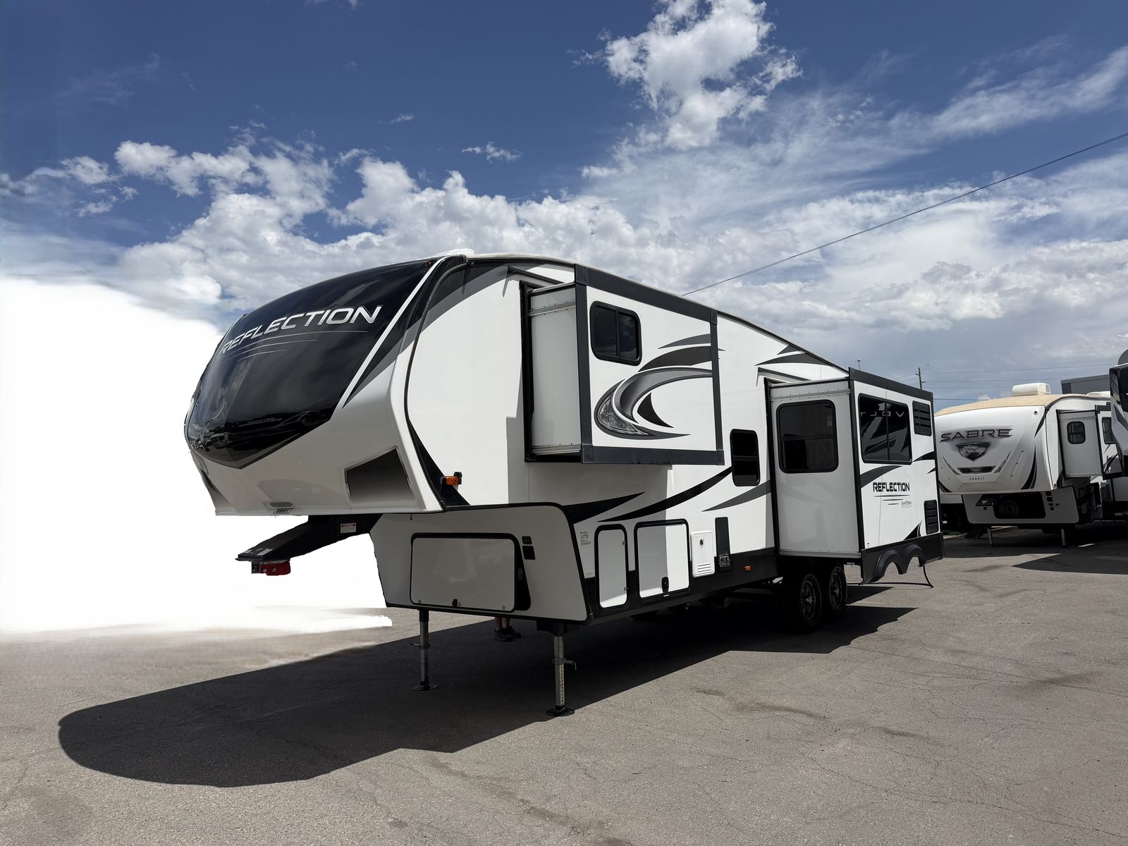 Bunkhouse, Sleeps Ten, 2022Grand Design Reflection 28BH like: Solitude, Big Country, Big Horn, Tandara Bunk Beds House