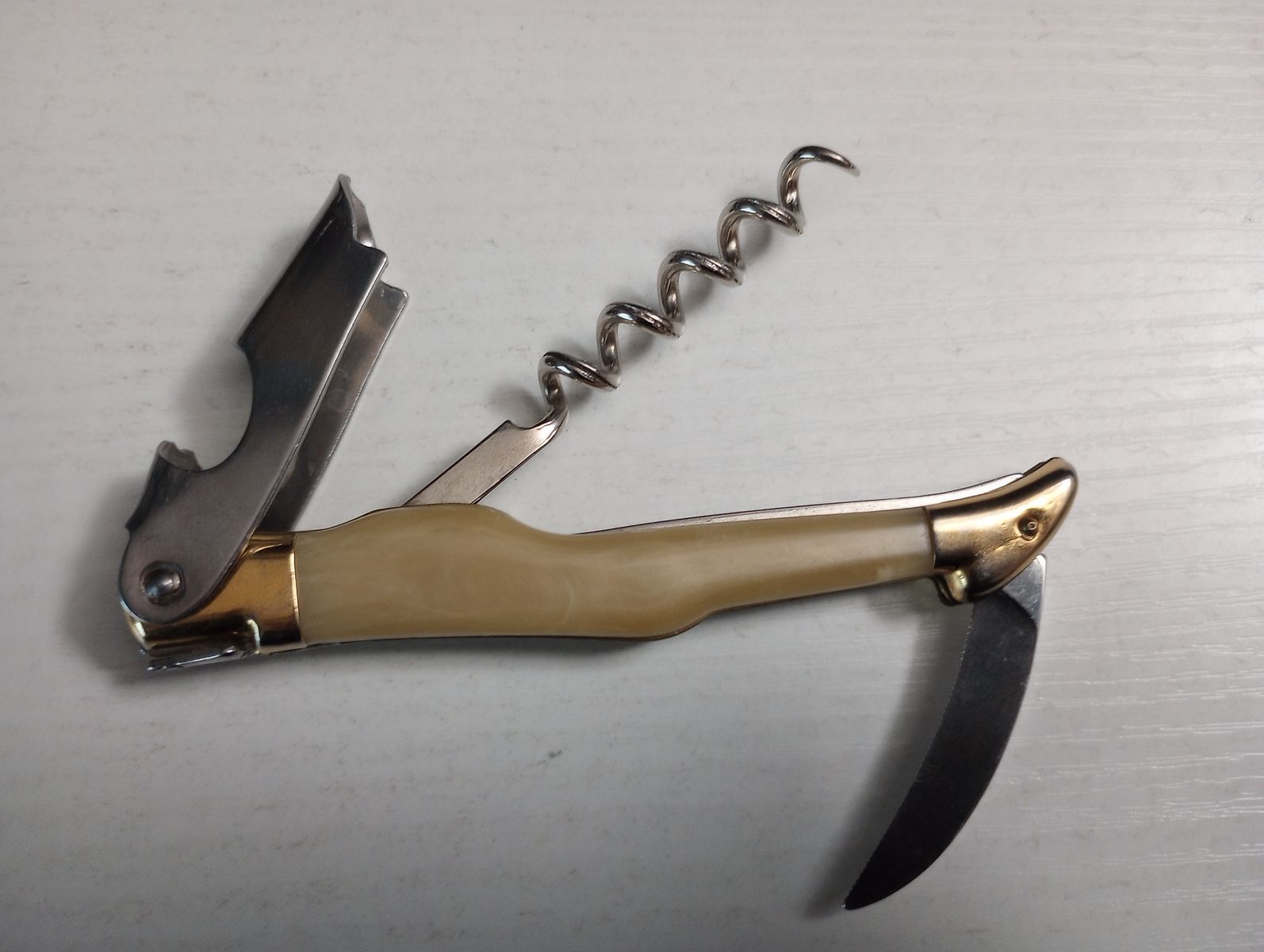 Cepage Laguiole Marbled Blonde Acrylic Waiters Friend Corkscrew Sommelier's Tool