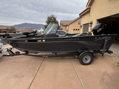 2023 Lund 1775 Adventure – 75th Anniversary Edition (Like-New!)