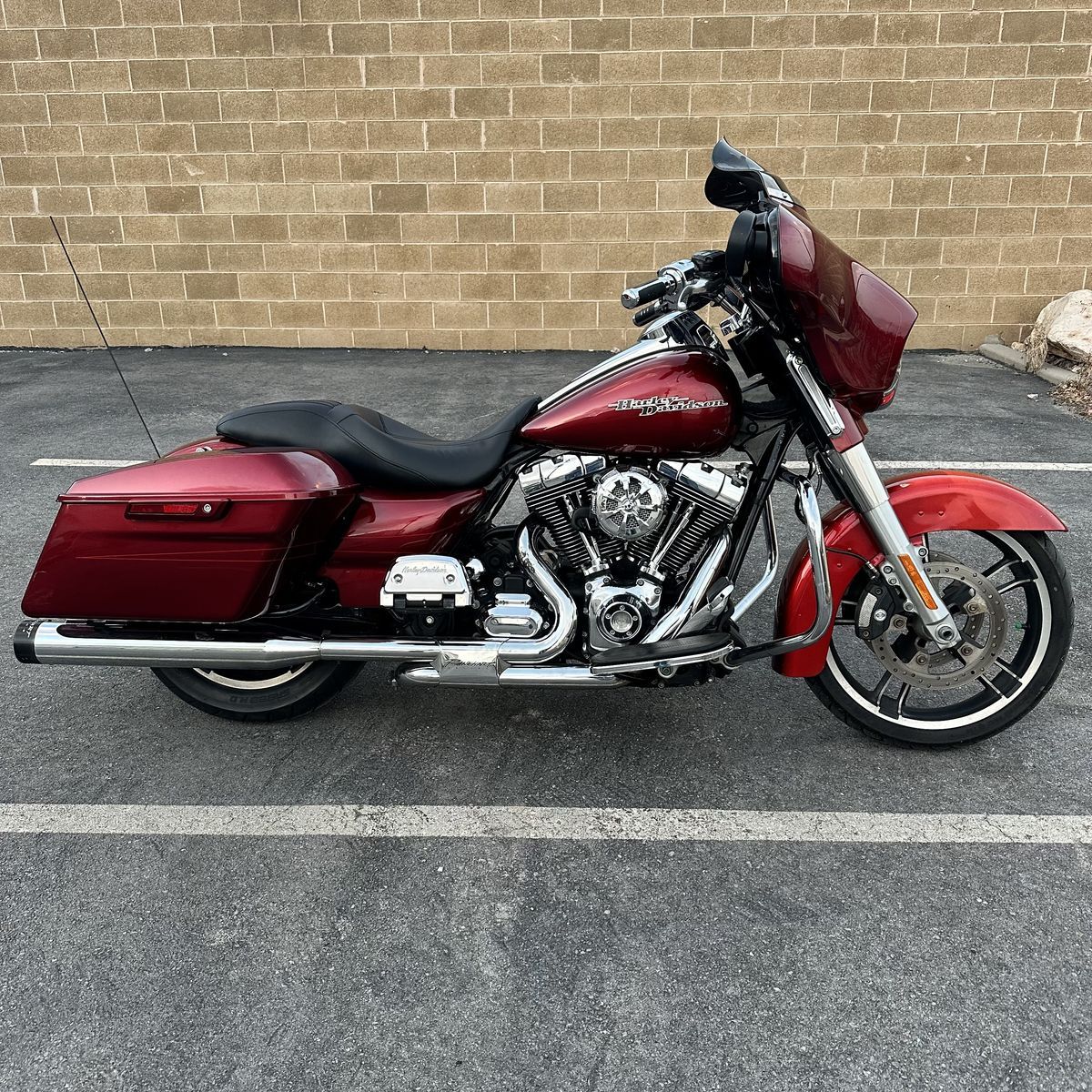 2016 Harley Davidson Street Glide Special - BLOWOUT PRICE