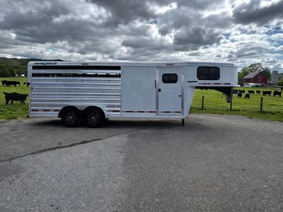 2025 Logan Coach 20' Stock Combo