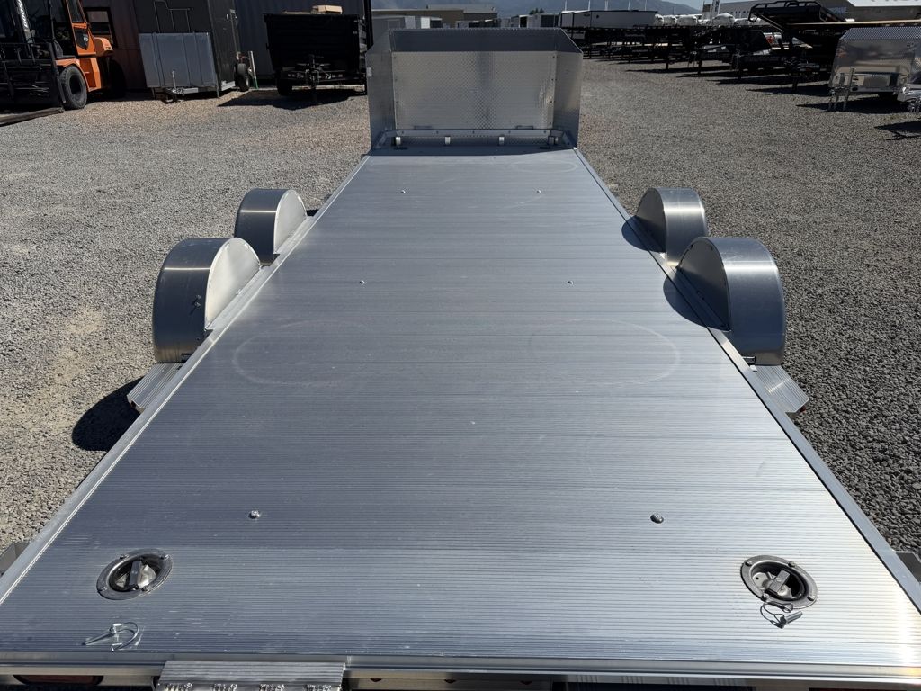 Main image 6