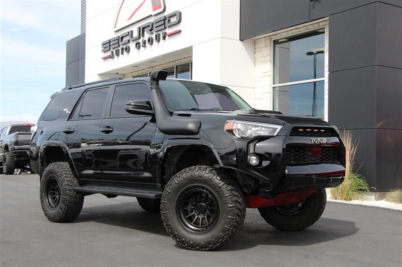 2020 Toyota 4Runner TRD Off-Road