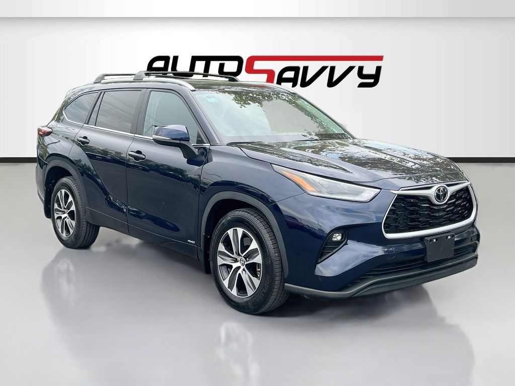 2025 Toyota Highlander XLE