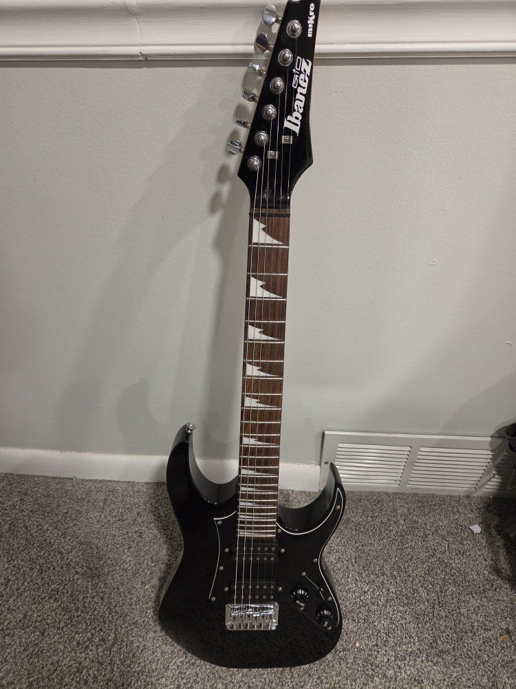 Ibanez Mikro  Gio .Electric Guitar with Sharktooth Inlays