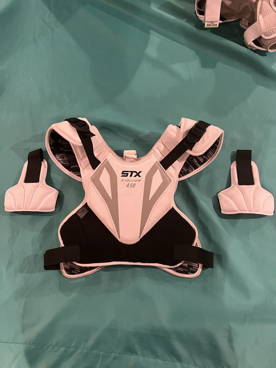 STX Stallion 450 Lacrosse Shoulder Pads / Chest Protector - White/Black, Size Large, Used