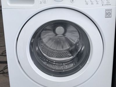 LG Direct Drive Front Load Washer - White, TrueBalance, 6Motion Technology Ultra Capacity