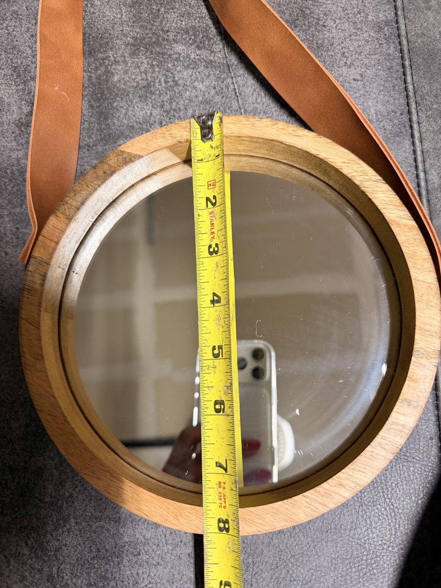 Main image 4
