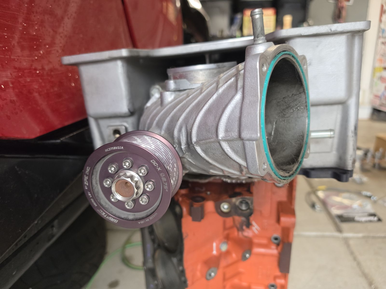 Hellcat supercharger
