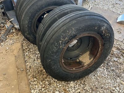 Implement wheels/tires
