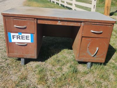 steel desk 30x 55x29H free